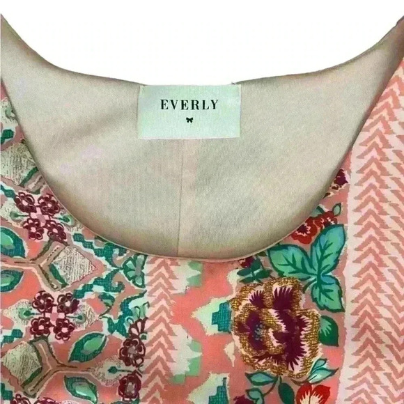 Everly Women’s Shift Dress Size S Sleeveless Peach Floral Flowy Vacation Summer - Picture 6 of 7